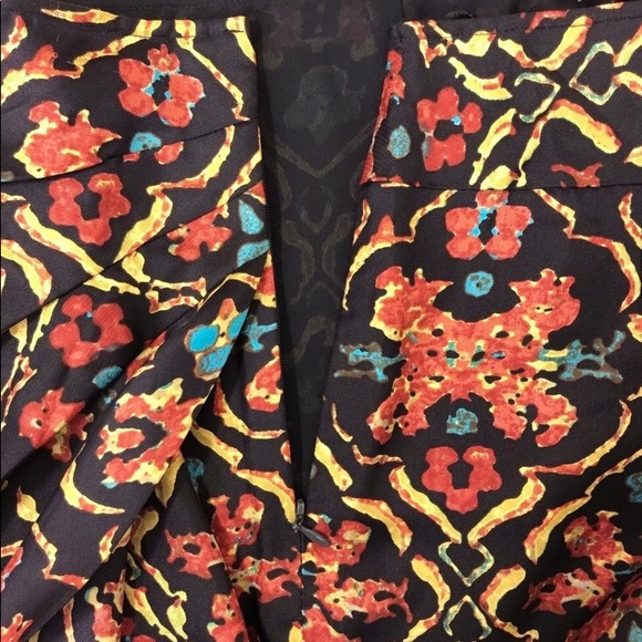 Beautiful 100% Silk Skirt - Picture 6 of 6